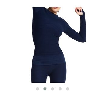 BodyFly herringbone seamless long sleeve size S